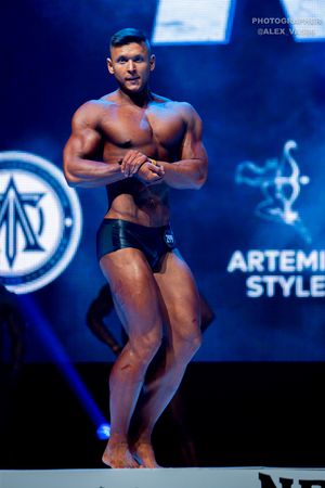 СLASSIC PHYSIQUE НОВИЧКИ